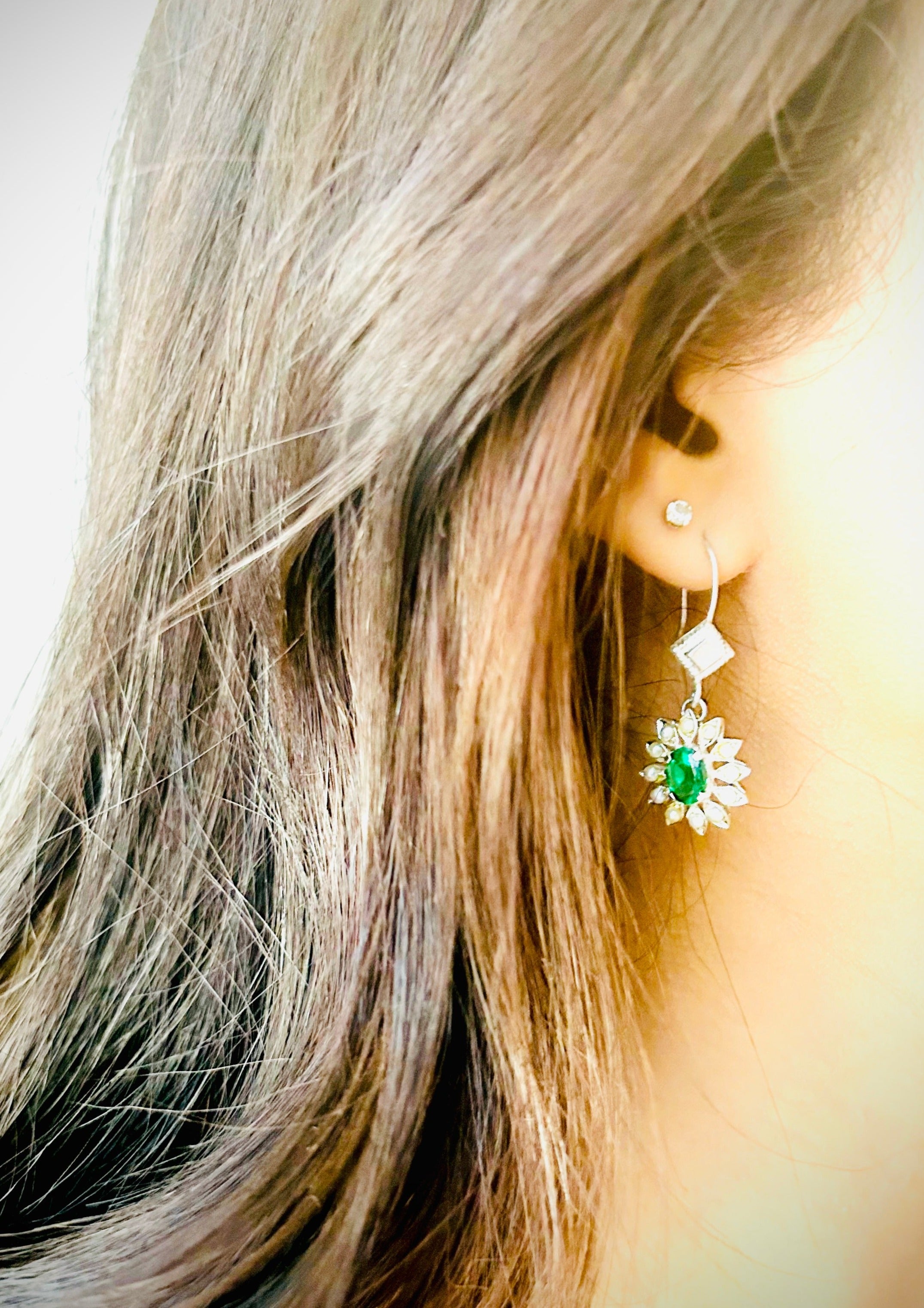 Emerald & Hydro Pearl Vintage Earring