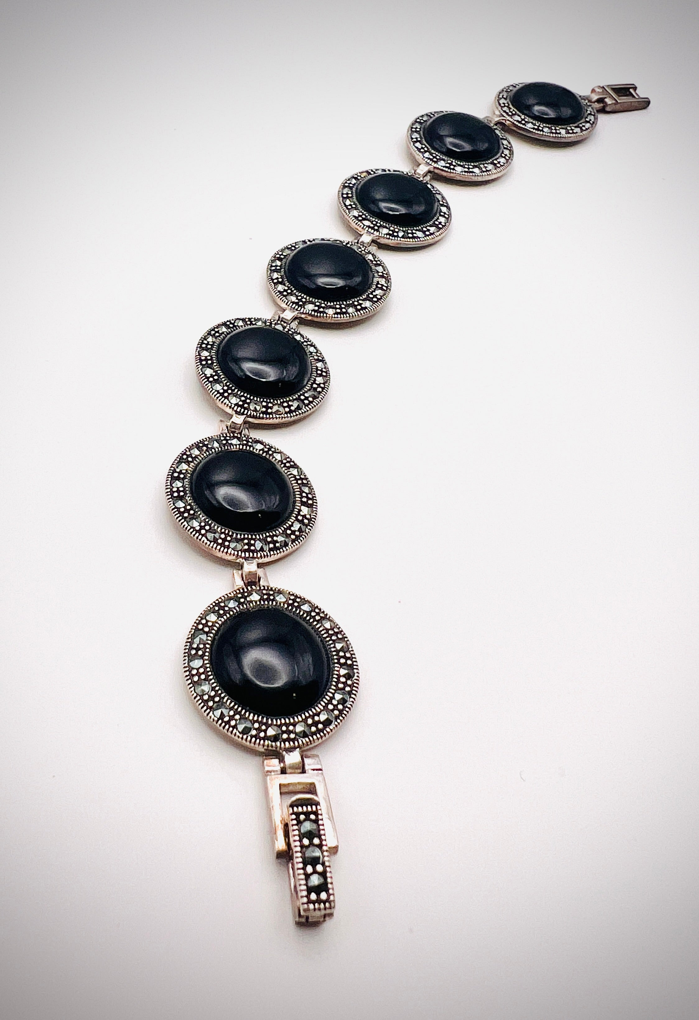 Black Onyx Marka Bracelet