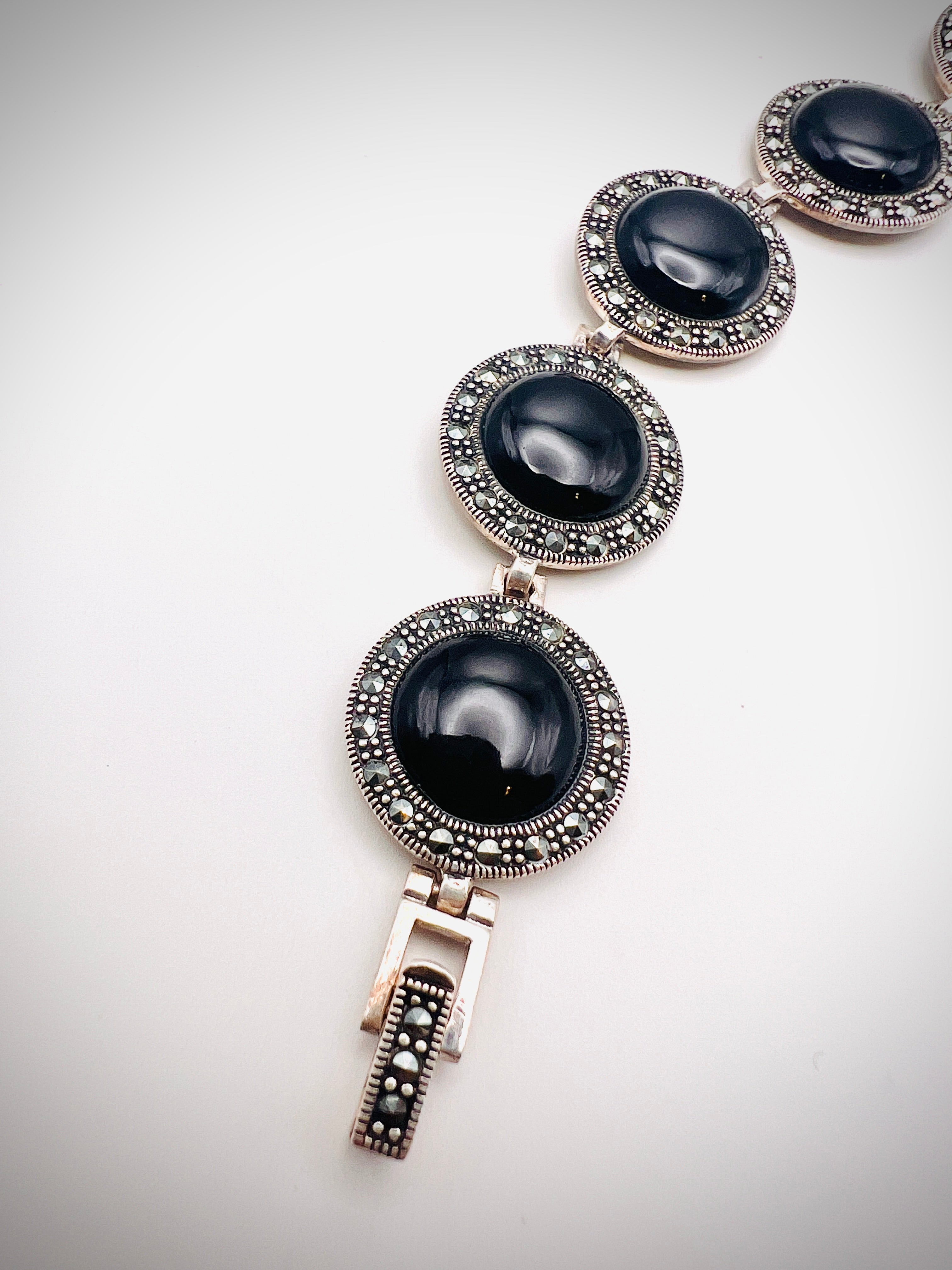 Black Onyx Marka Bracelet