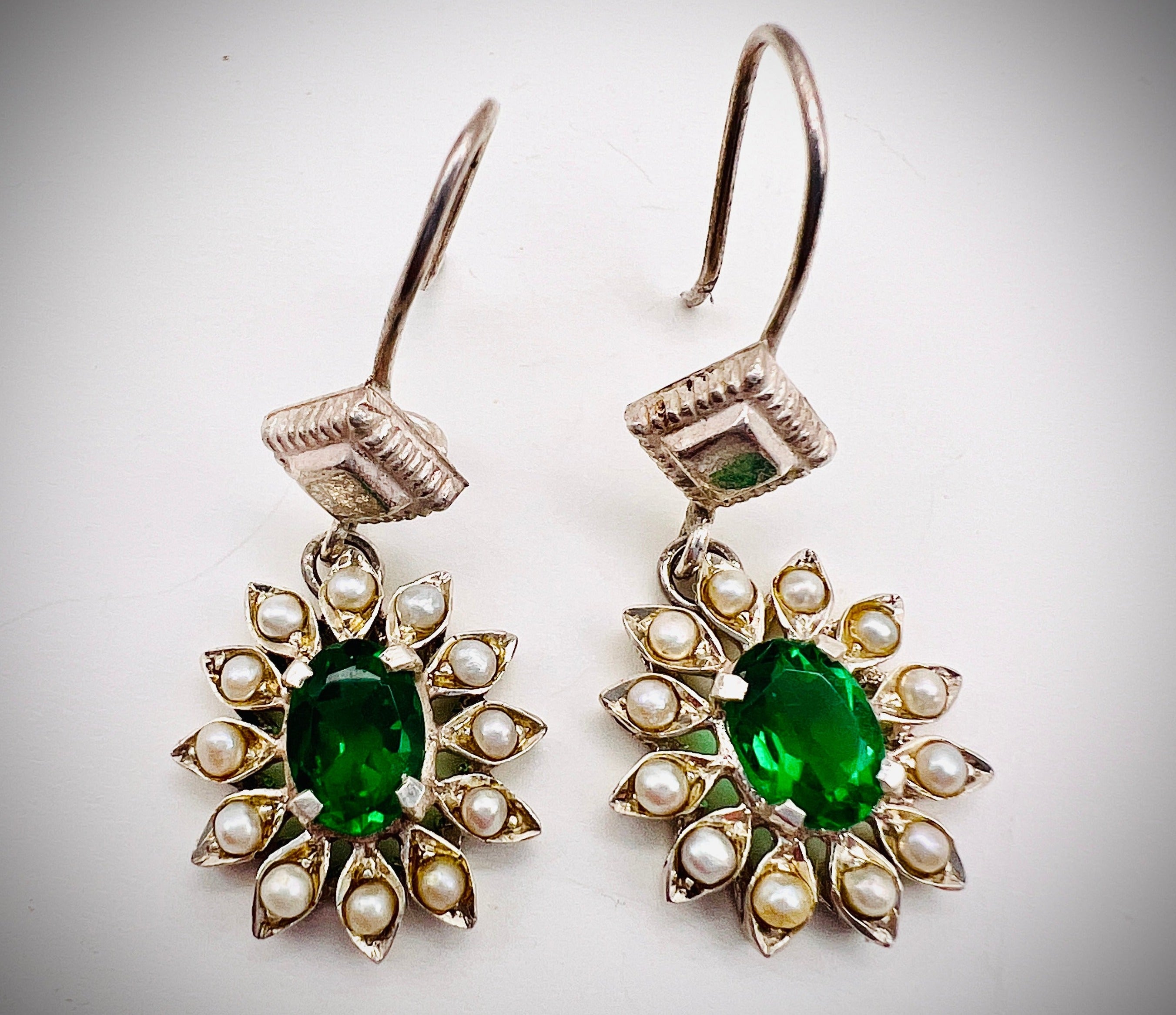 Emerald & Hydro Pearl Vintage Earring